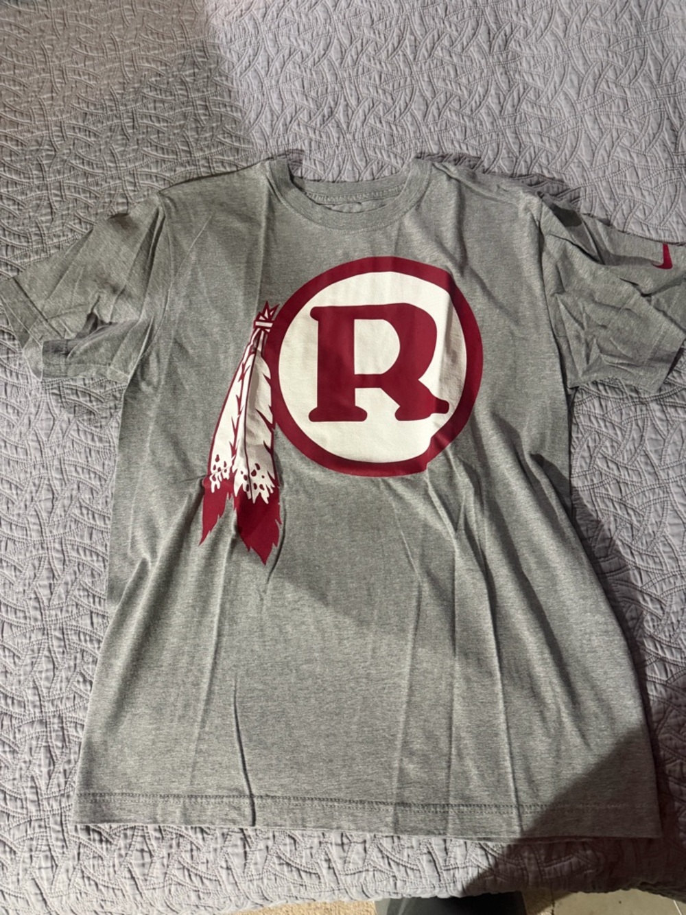 Nike Grey Short-Sleeve Tee with Maroon 'R' Graphic